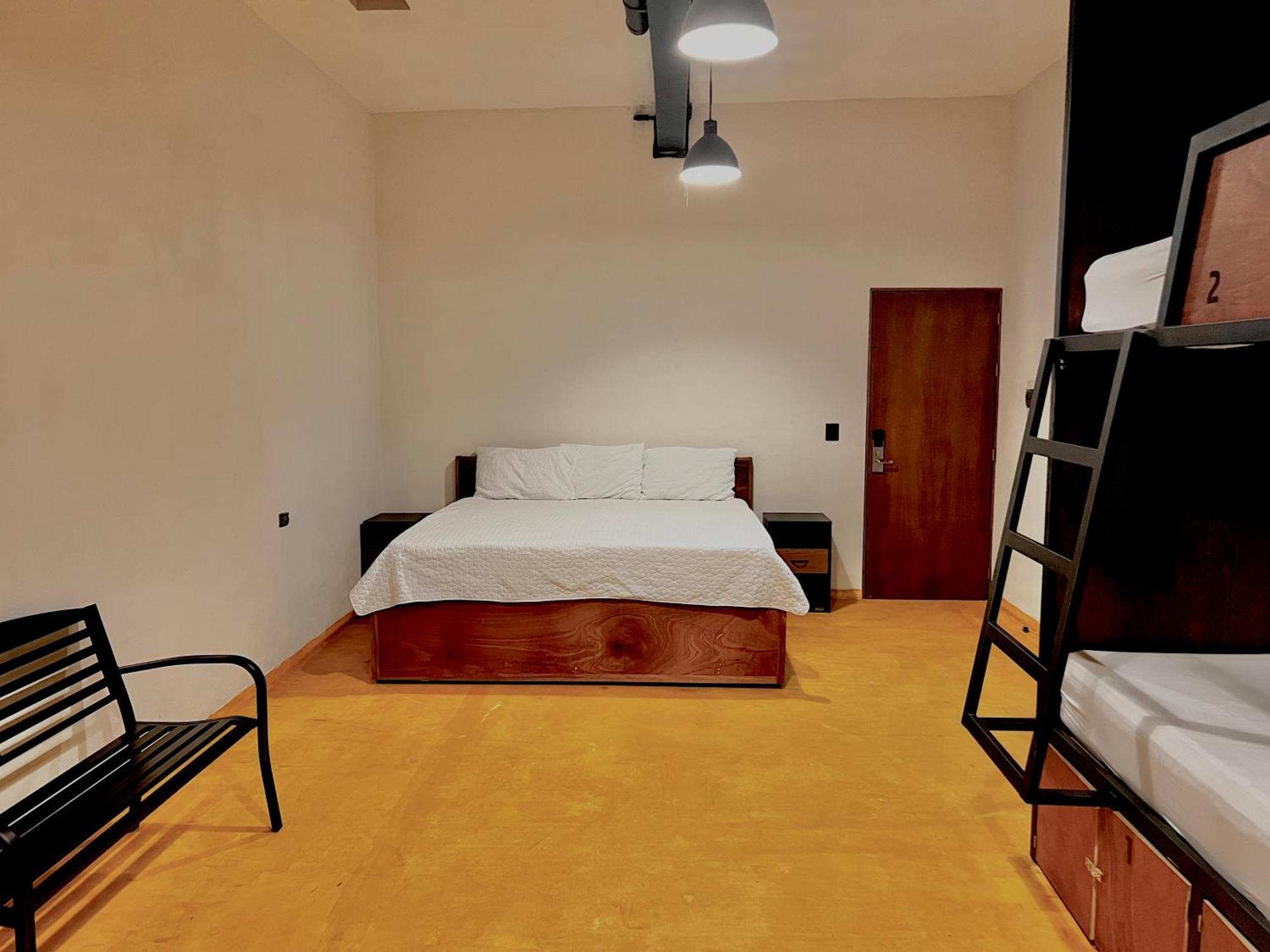 קנקון Caleta Hostel Rooftop & Pool מראה חיצוני תמונה